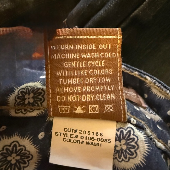 PAIGE Hidden Hills - Picture 5 of 9